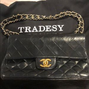 *sold on letgo* Chanel double flap in size small